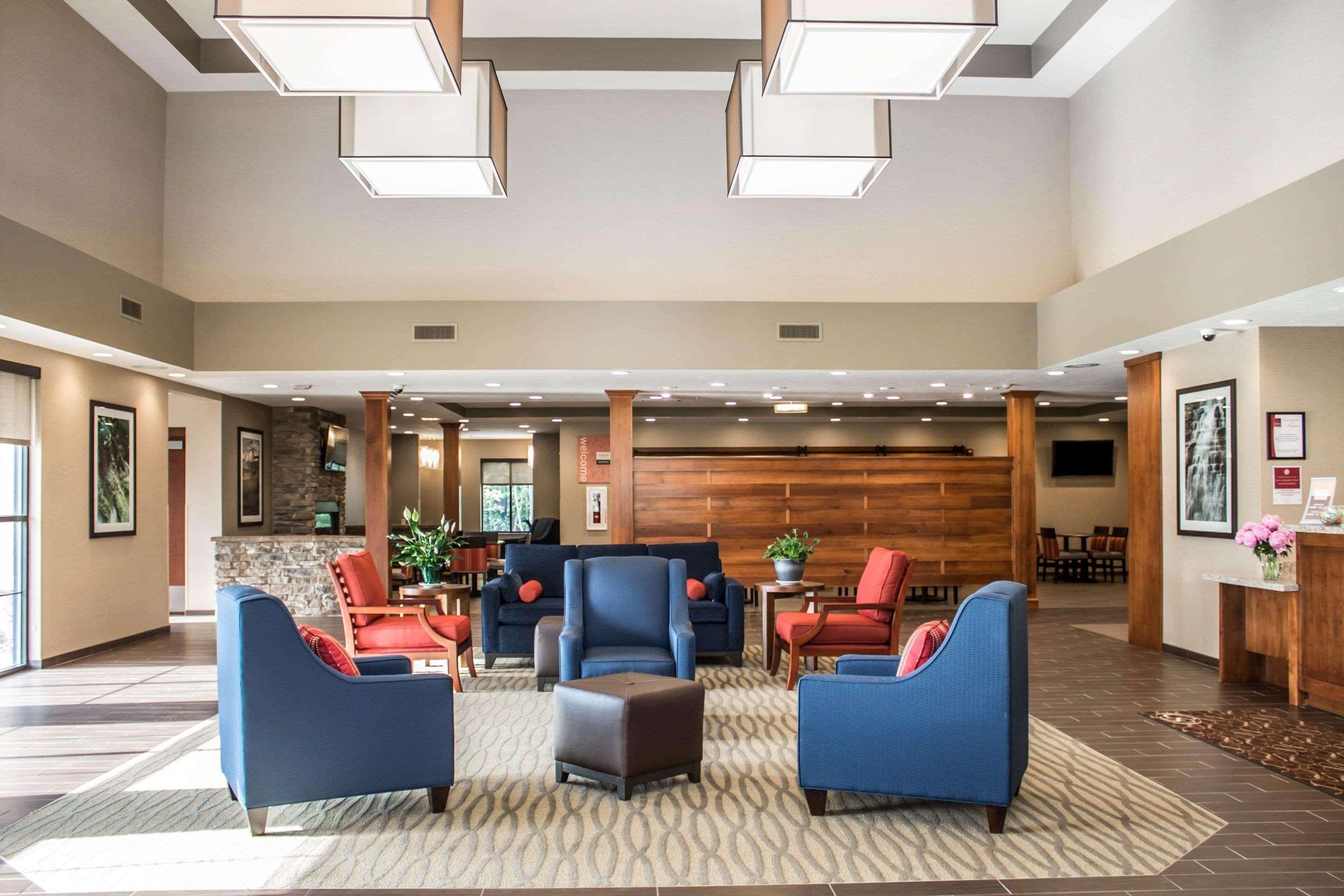 Comfort Suites Hartville-North Canton Uniontown Exterior foto