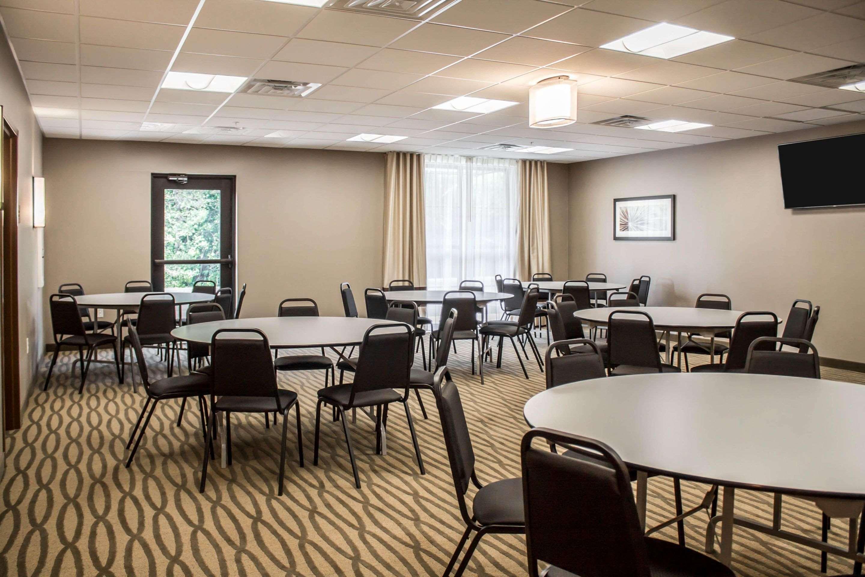 Comfort Suites Hartville-North Canton Uniontown Exterior foto